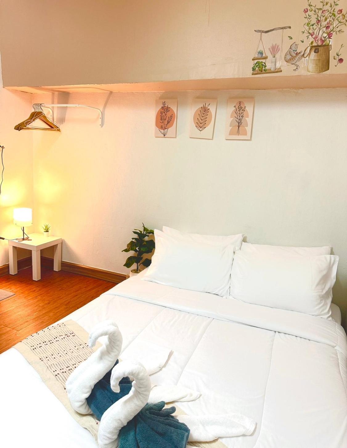 Montana Hotel & Hostel Phuket Karon 외부 사진